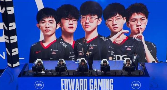 凶悍的抢攻 凶悍的抢攻