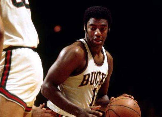 和詹姆斯及 和詹姆斯及