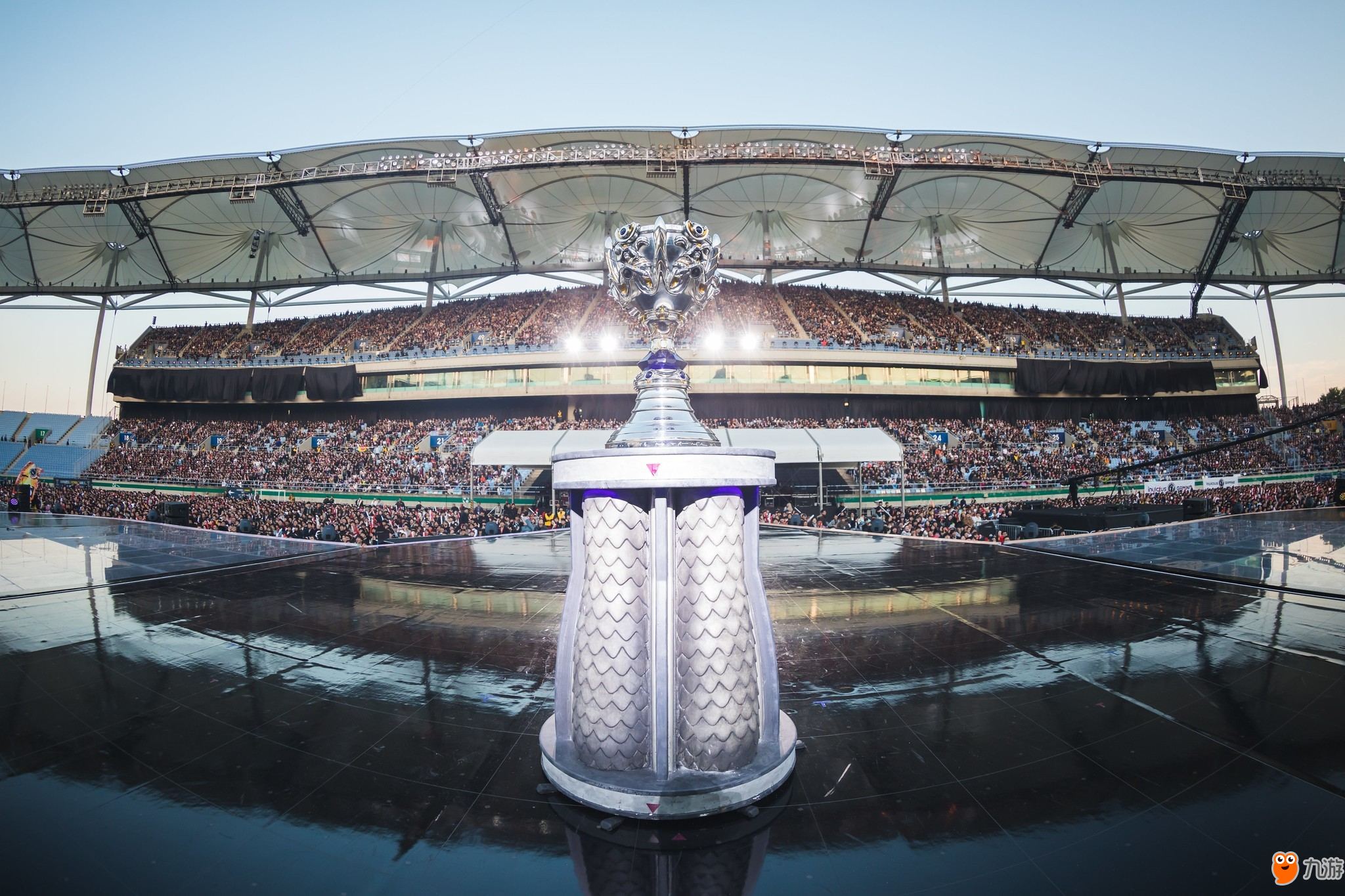 短暂显出星 短暂显出星