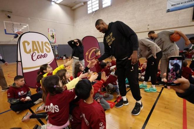 仍相当亮眼 仍相当亮眼